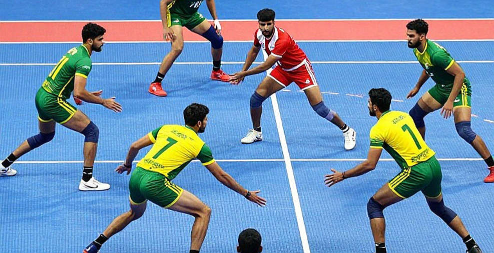 ৪৮-২৪ নয়, আসল সংখ্যা ৩১-১৭: নারী কাবাডির সেমিফাইনাল ভারতের শক্তি প্রমাণ করে না, প্রমাণ করে ফাঁকা গ্যালারি